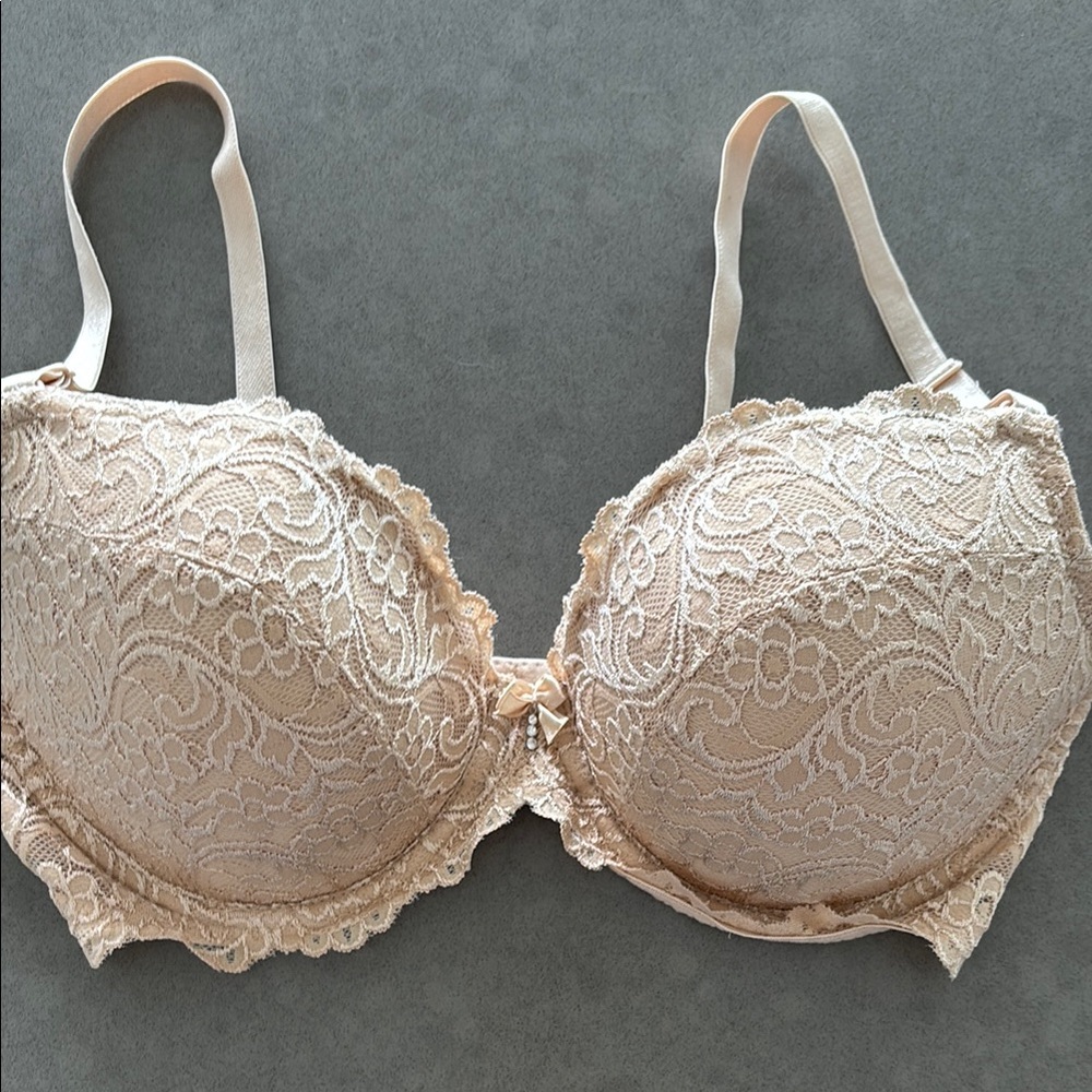 Cream Lace Full Coverage Bra with Underwire